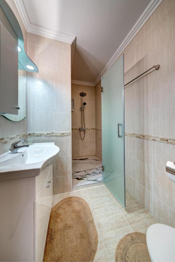 Luxe Apartment Olymp In Свети Влас Екстериор снимка